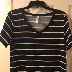LuLaRoe Christy Tee
